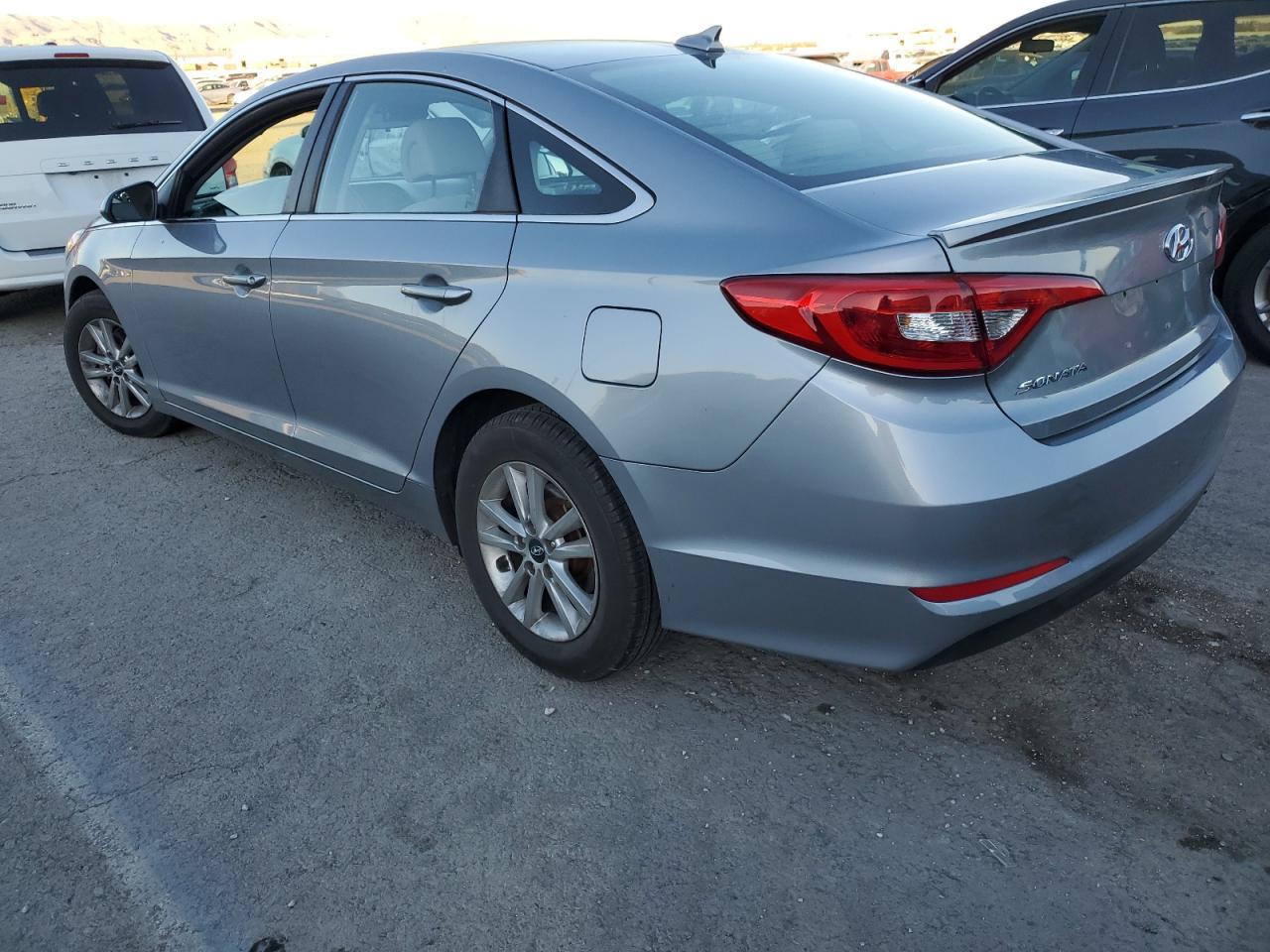 2017 HYUNDAI SONATA SE - Фото 2