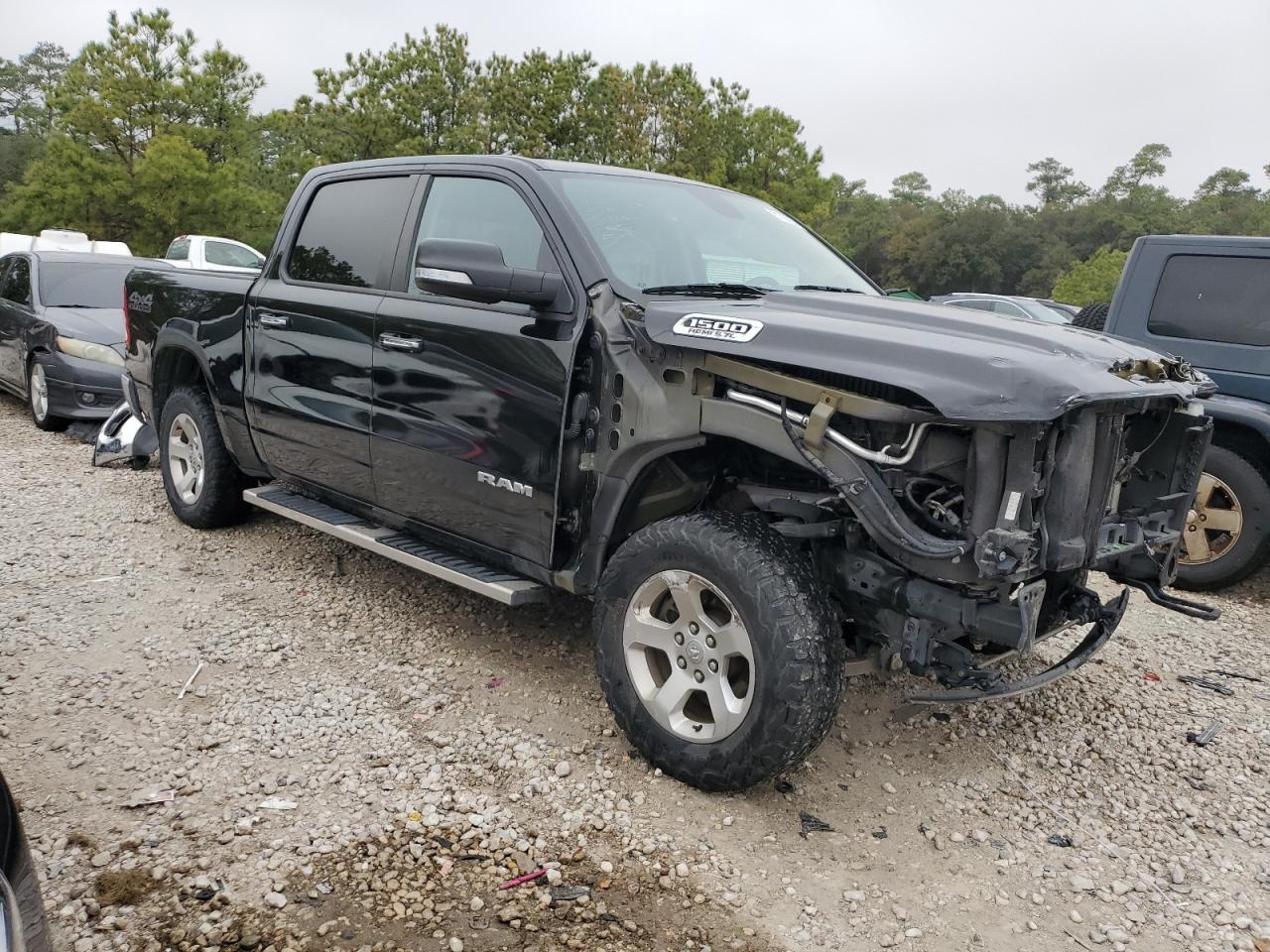 2019 RAM 1500 BIG H - Фото 4