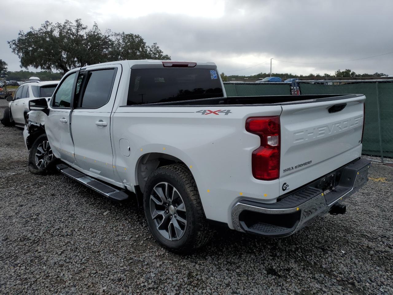 2023 CHEVROLET SILVERADO - Фото 2