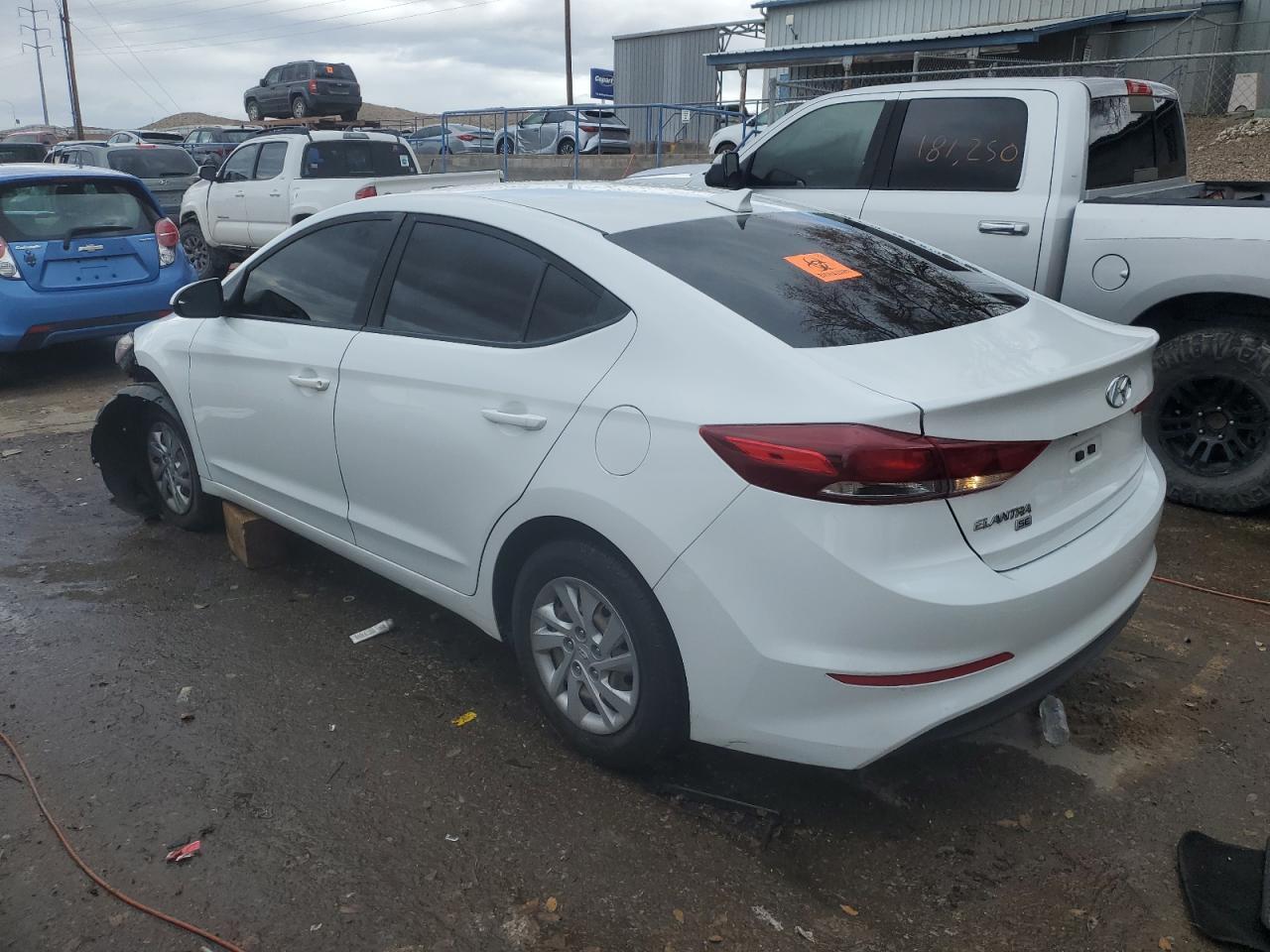 2017 HYUNDAI ELANTRA SE - Фото 2