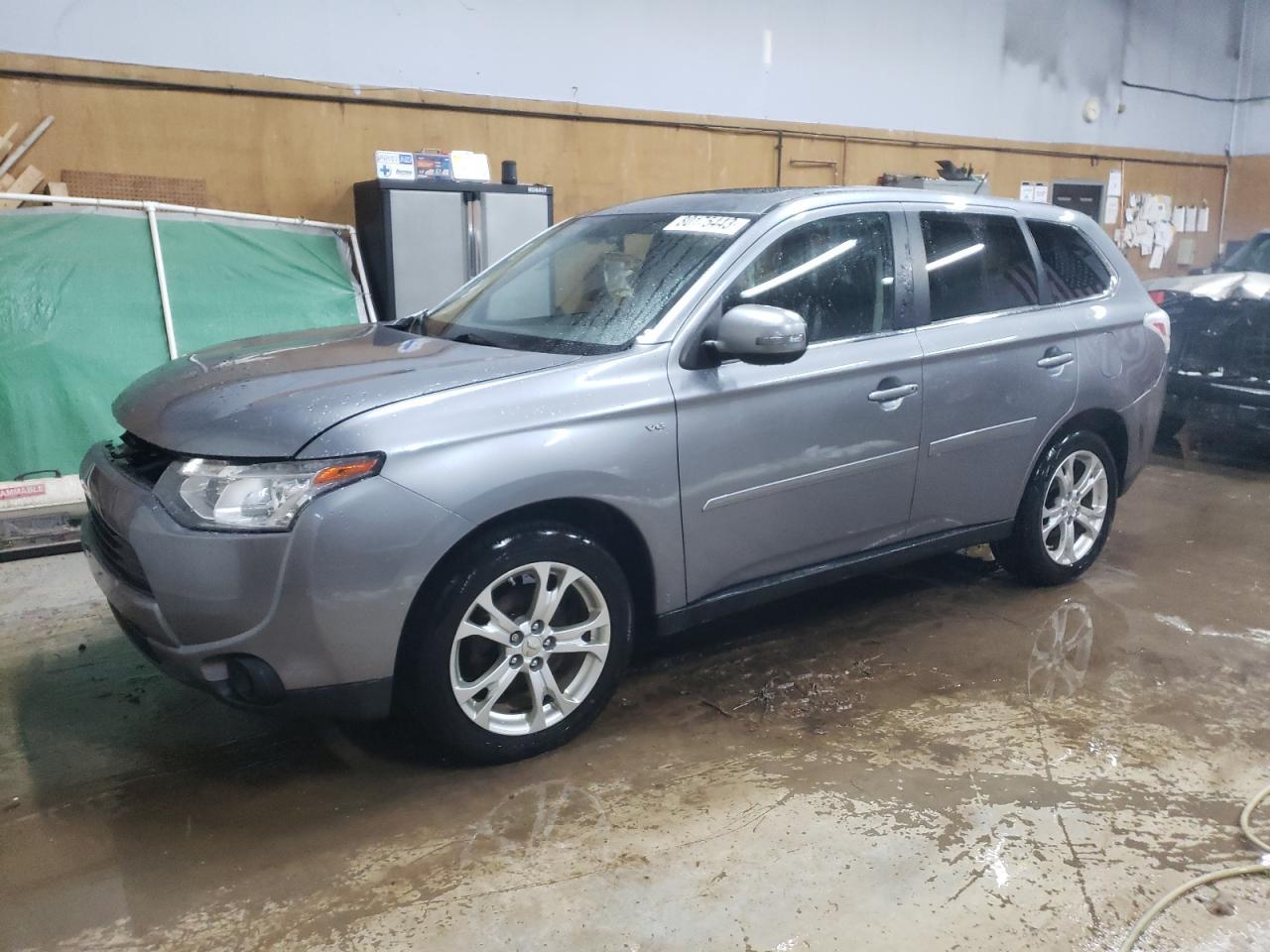 2014 MITSUBISHI OUTLANDER