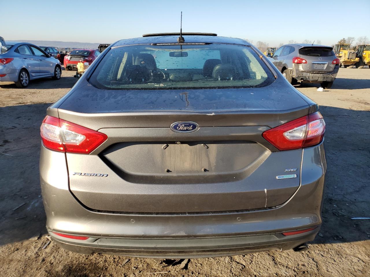 2014 FORD FUSION SE - Image 6