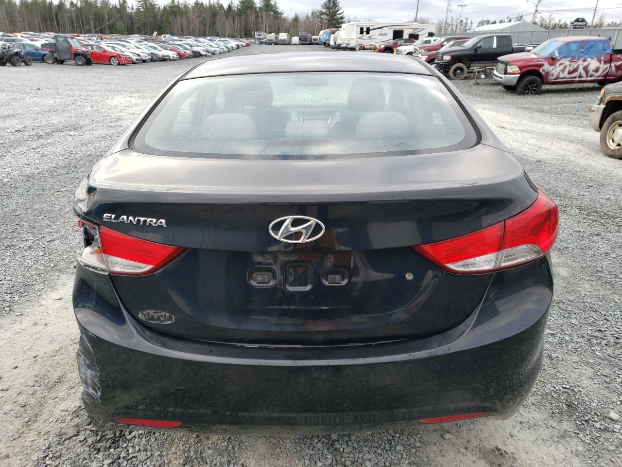 2011 HYUNDAI ELANTRA GL - Image 6