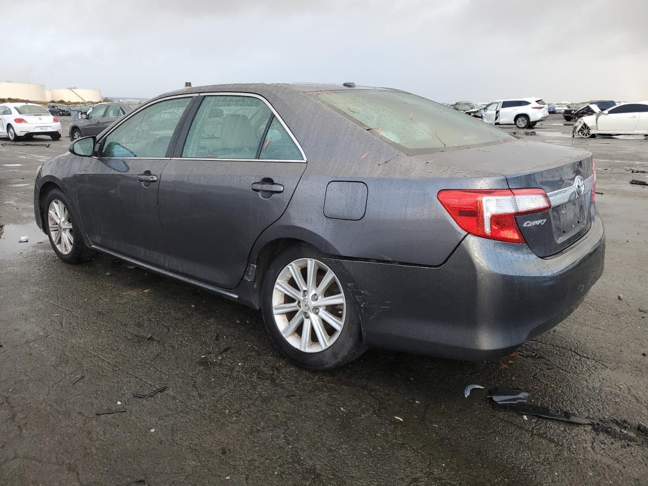 2014 TOYOTA CAMRY L - Image 2