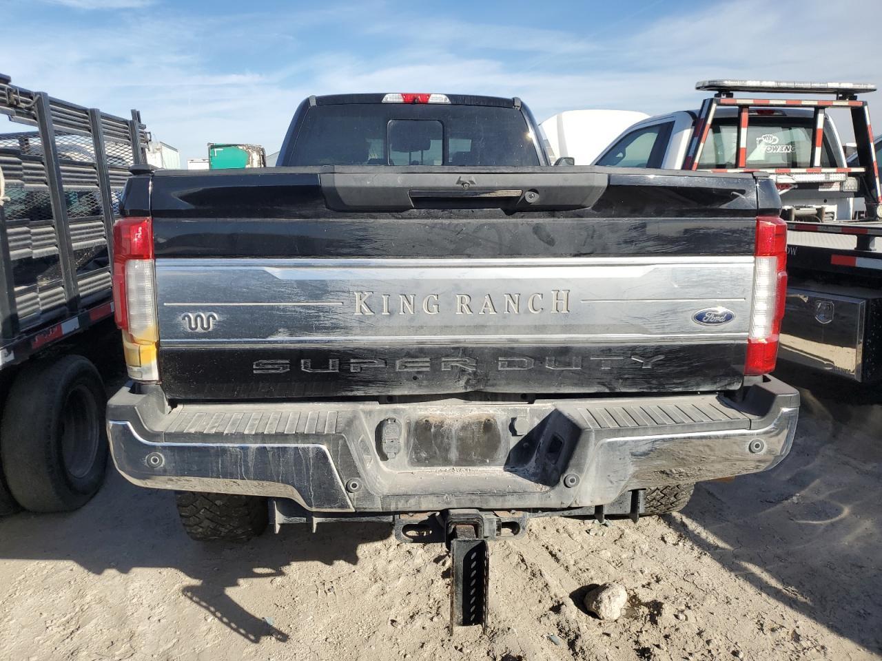 2017 FORD F350 SUPER - Image 6