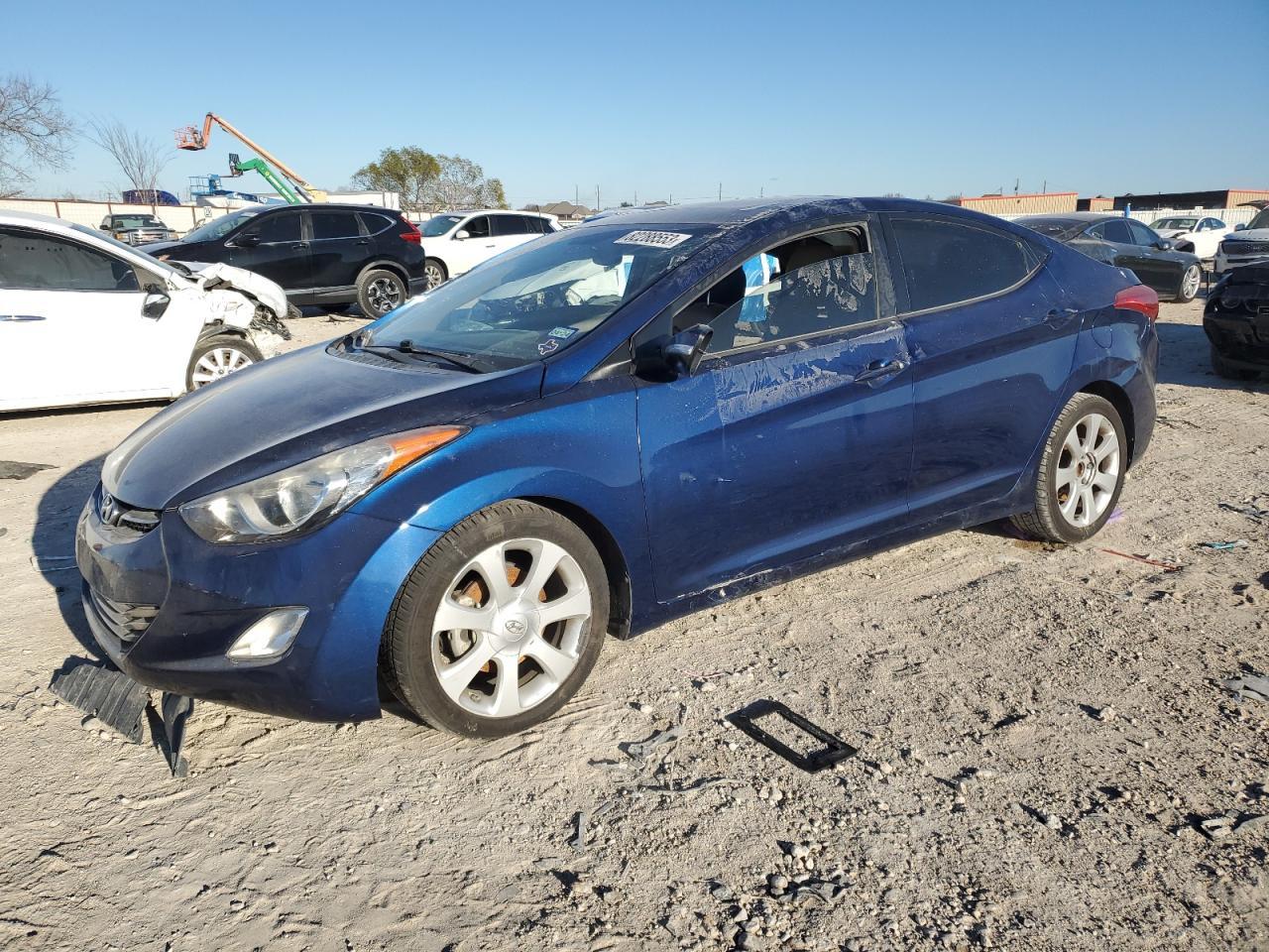 2013 HYUNDAI ELANTRA GL