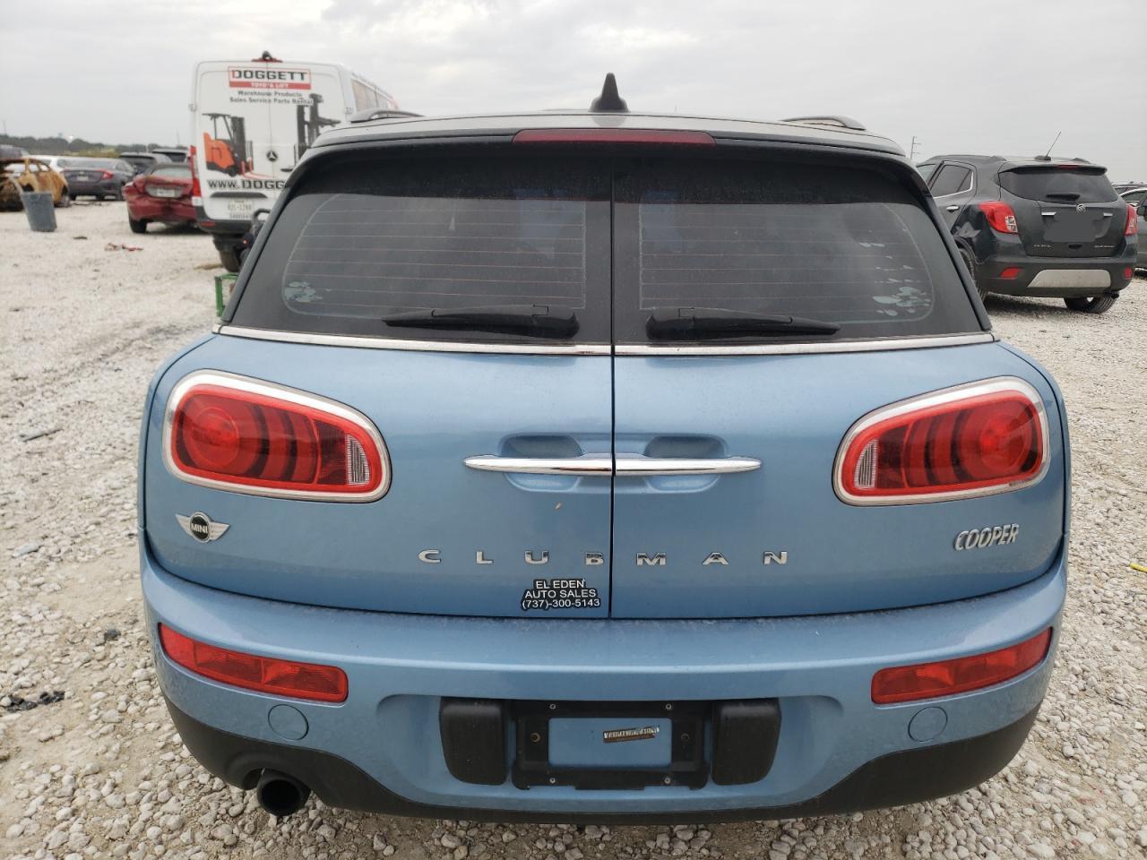 2017 MINI COOPER CLU - Image 6