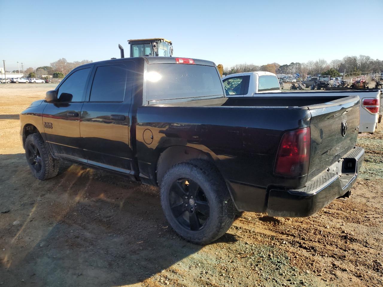 2014 RAM 1500 ST - Фото 2