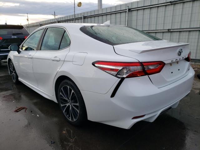 2020 Toyota Camry Se - Фото 2