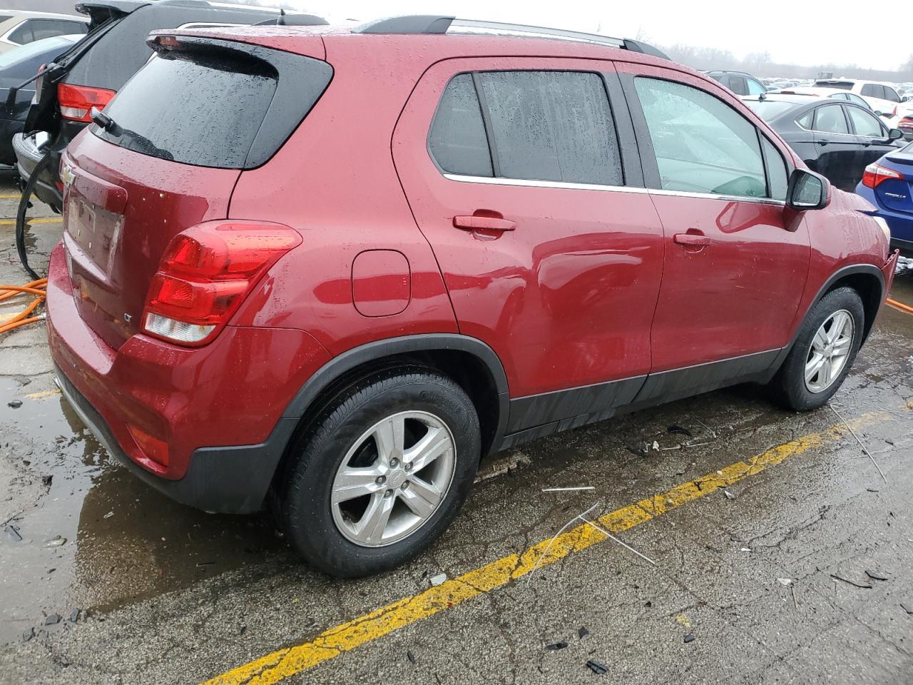 2018 CHEVROLET TRAX 1LT - Фото 3