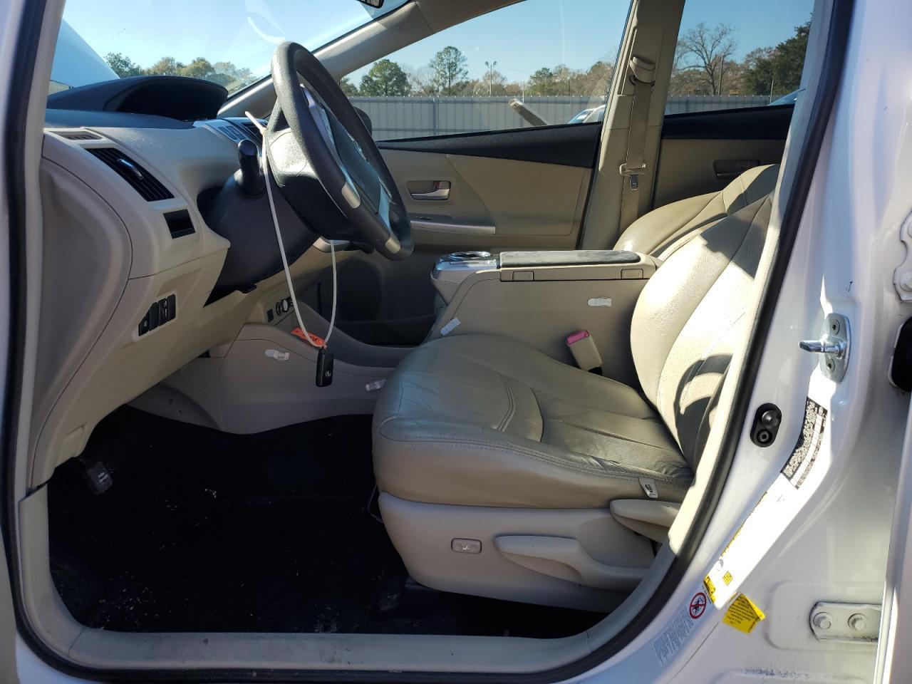 2013 TOYOTA PRIUS V - Фото 7
