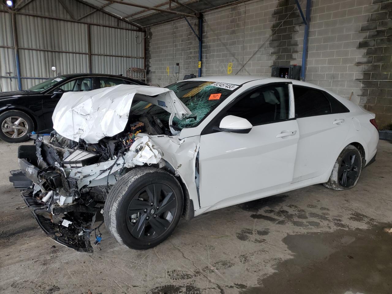 2023 HYUNDAI ELANTRA SE