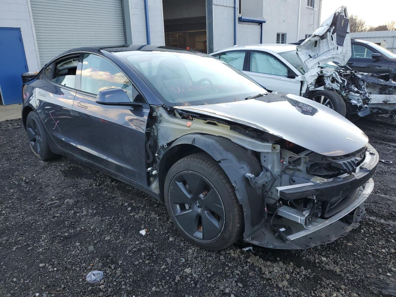 2021 TESLA MODEL 3 - Фото 4