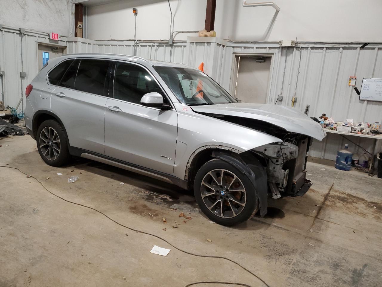2017 BMW X5 XDRIVE3 - Фото 4
