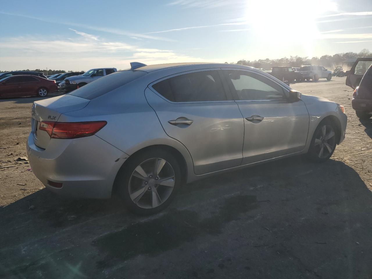 2014 ACURA ILX 20 TEC - Фото 3