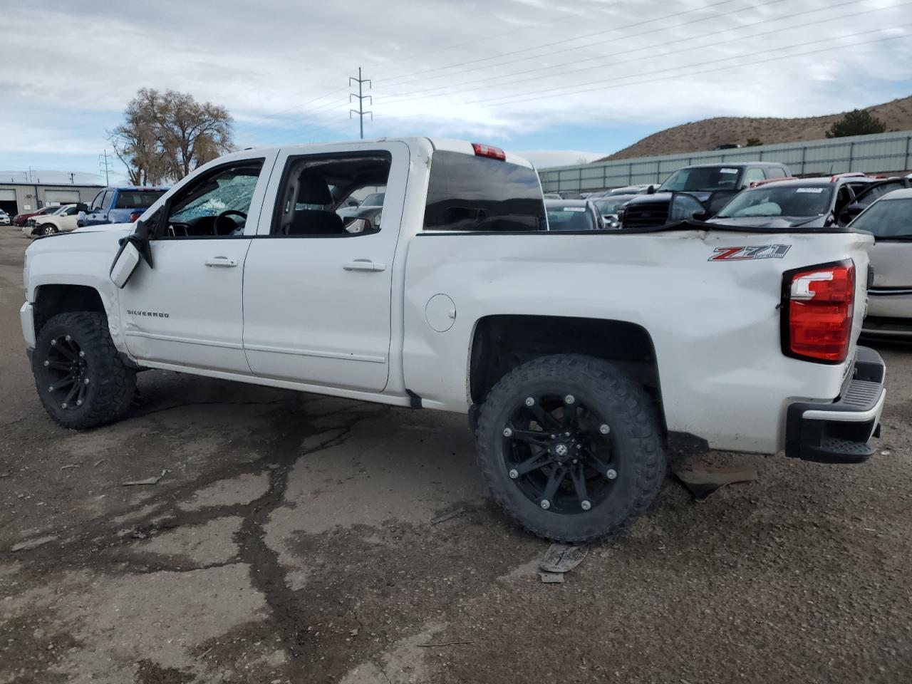 2016 CHEVROLET SILVERADO - Фото 2