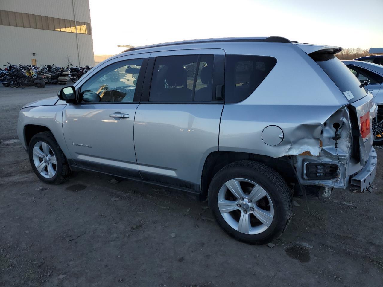 2011 JEEP COMPASS SP - Фото 2