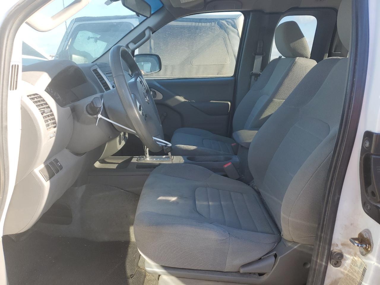 2016 NISSAN FRONTIER S - Фото 7