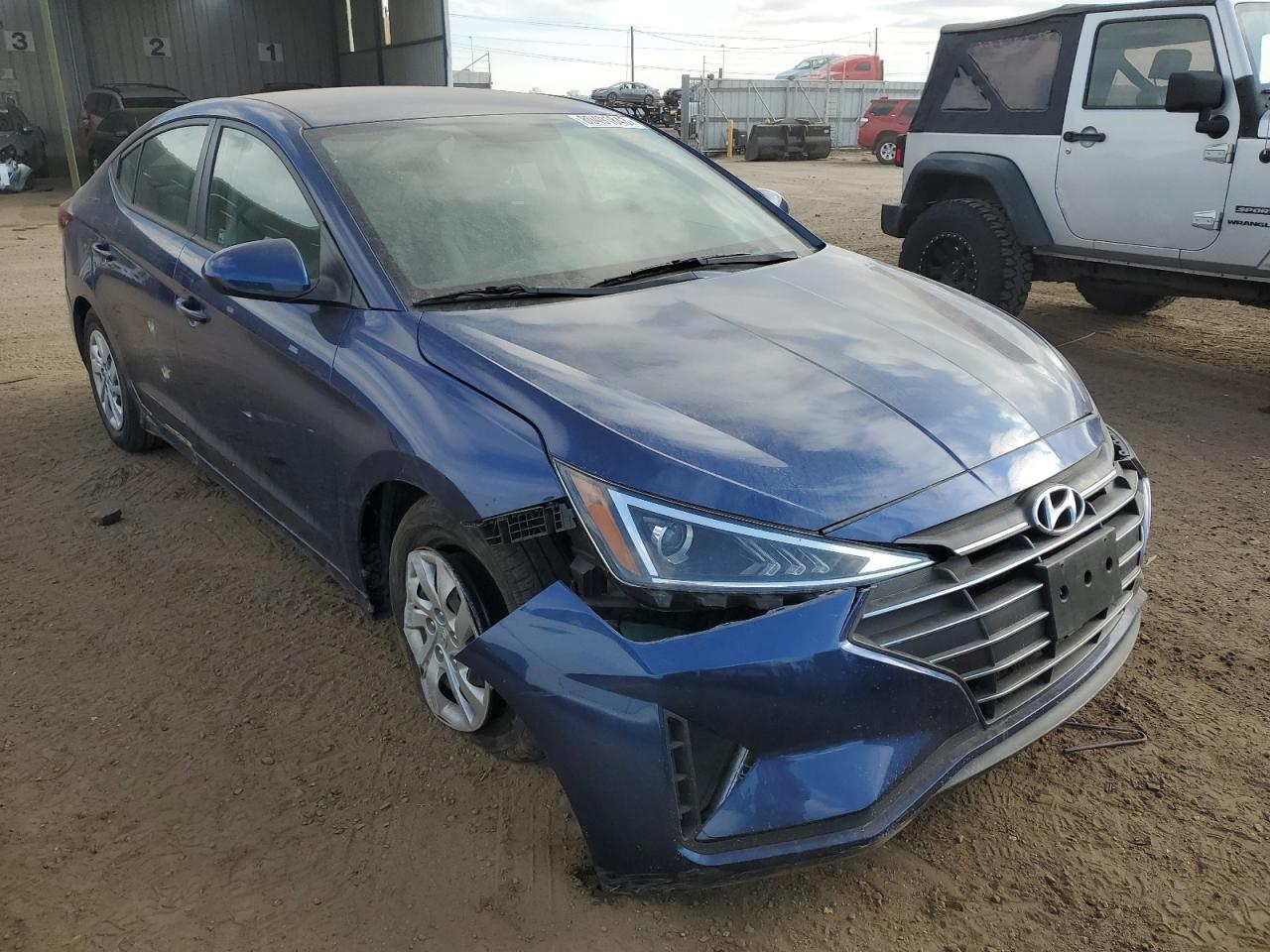 2019 HYUNDAI ELANTRA SE - Фото 4