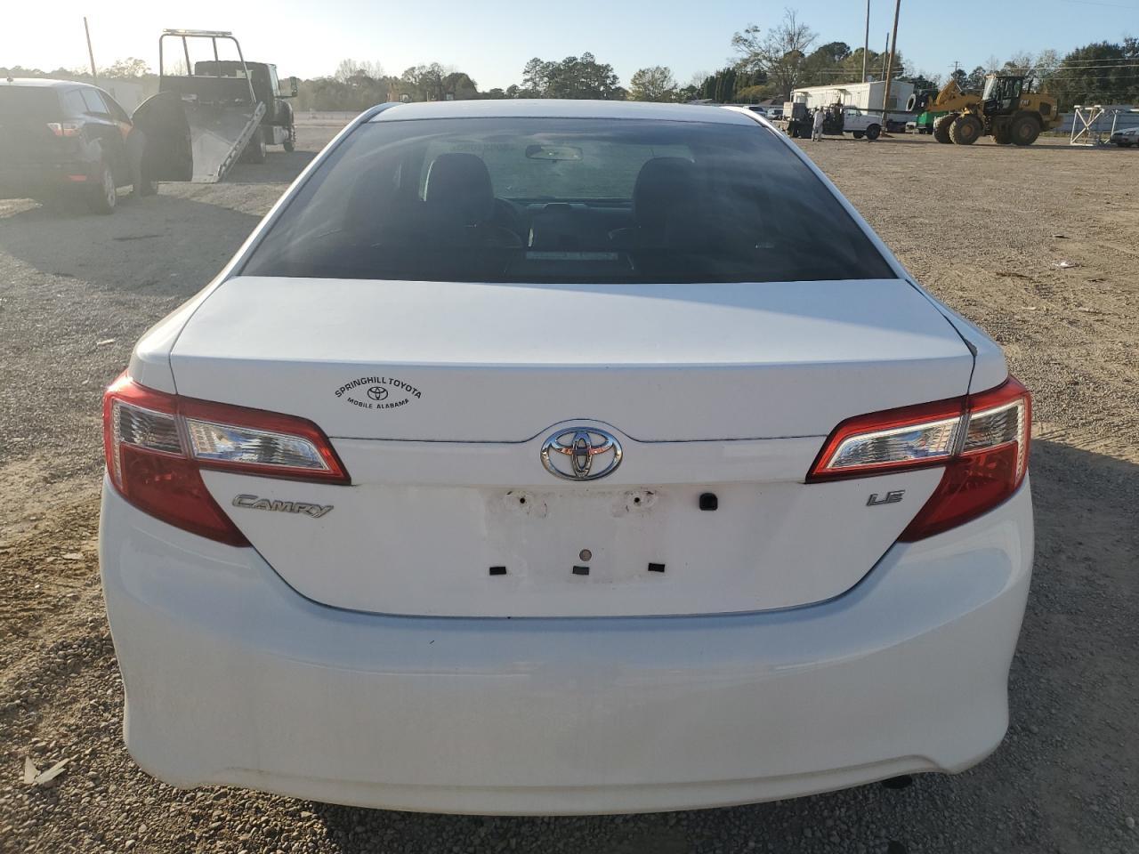 2013 TOYOTA CAMRY L - Image 6