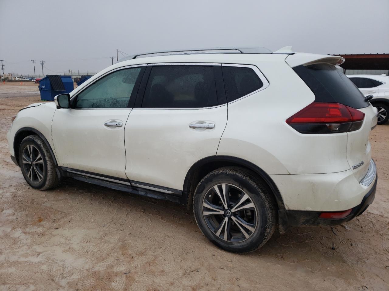 2018 NISSAN ROGUE S - Фото 2