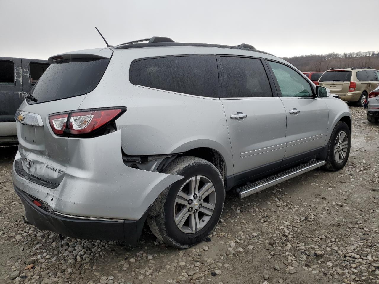 2015 CHEVROLET TRAVERSE L - Image 3