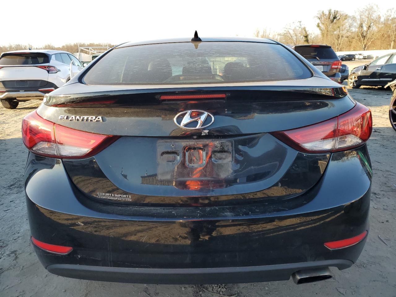 2015 HYUNDAI ELANTRA SE - Фото 6