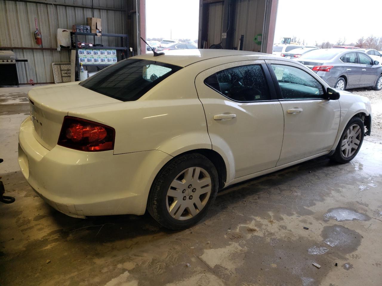 2014 DODGE AVENGER SE - Image 3