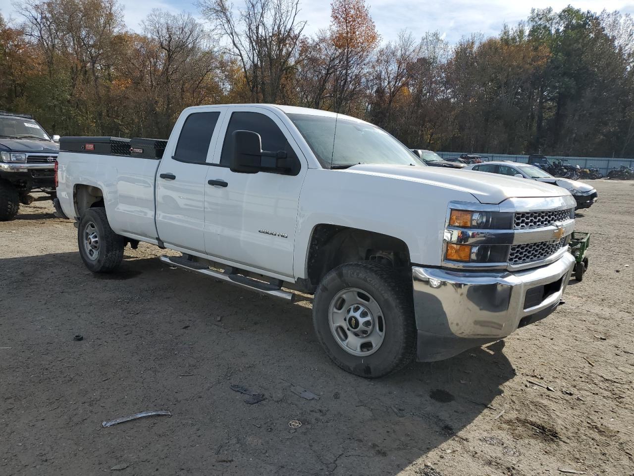 2019 CHEVROLET SILVERADO - Фото 4