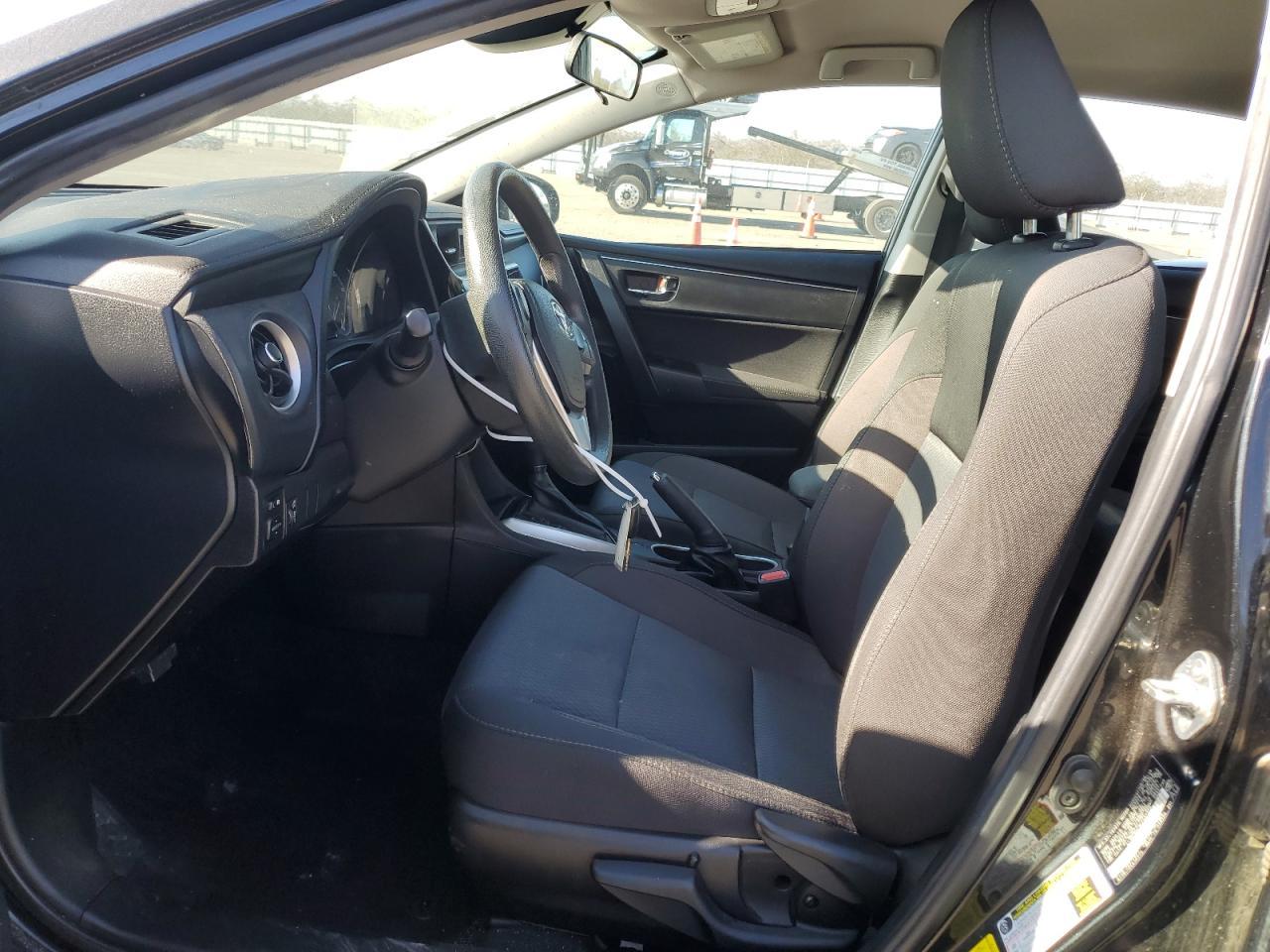 2019 TOYOTA COROLLA L - Image 7