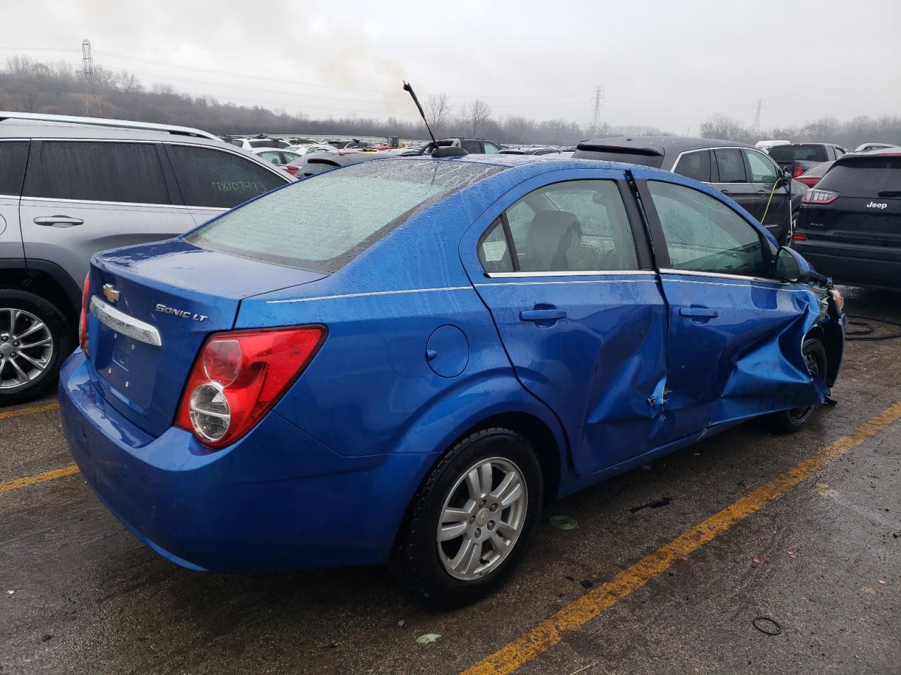 2016 CHEVROLET SONIC LT - Фото 3
