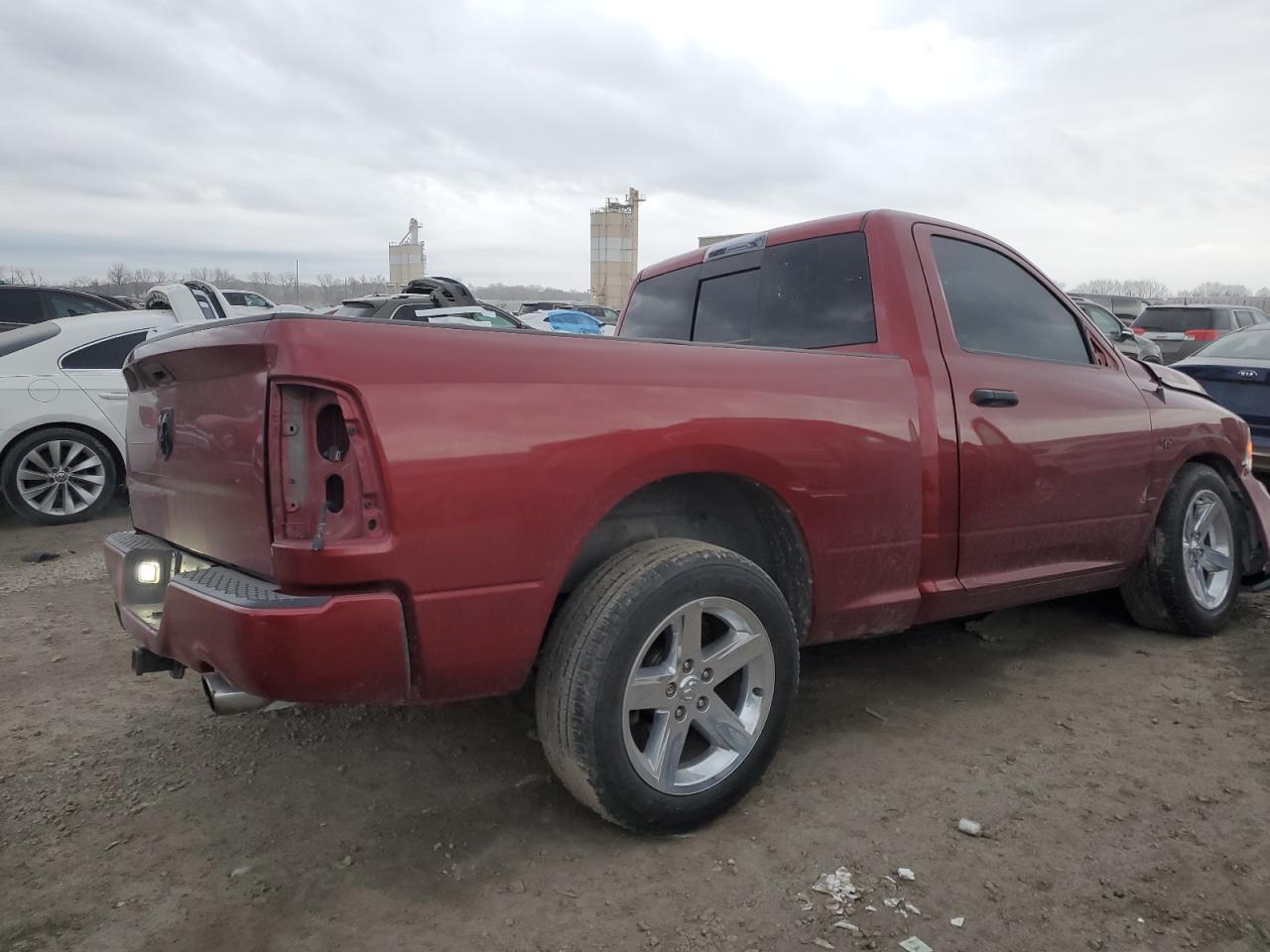 2014 RAM 1500 ST - Фото 3