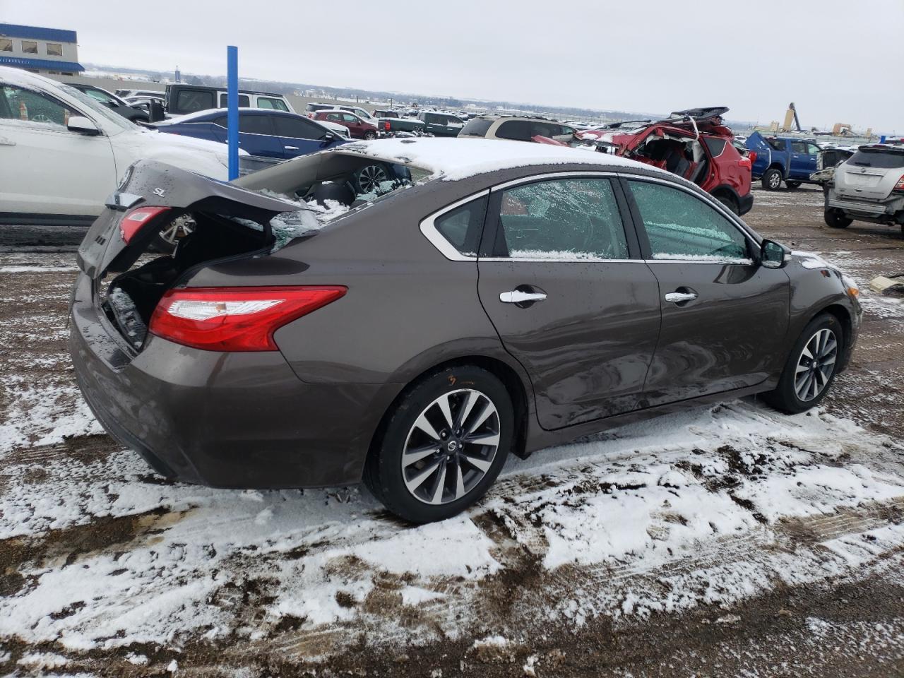 2017 NISSAN ALTIMA 2.5 - Фото 3