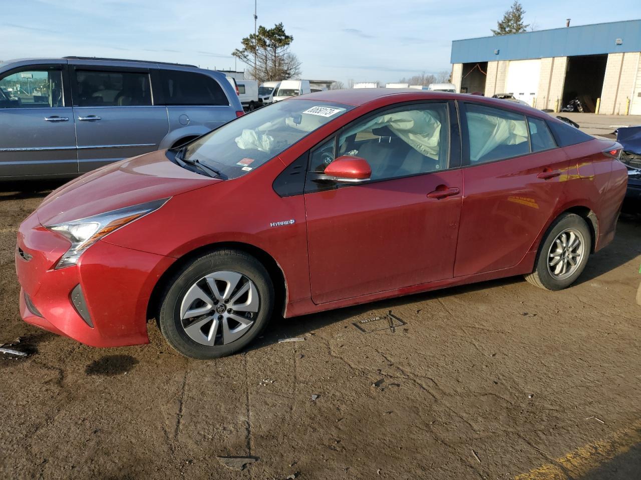 2016 TOYOTA PRIUS