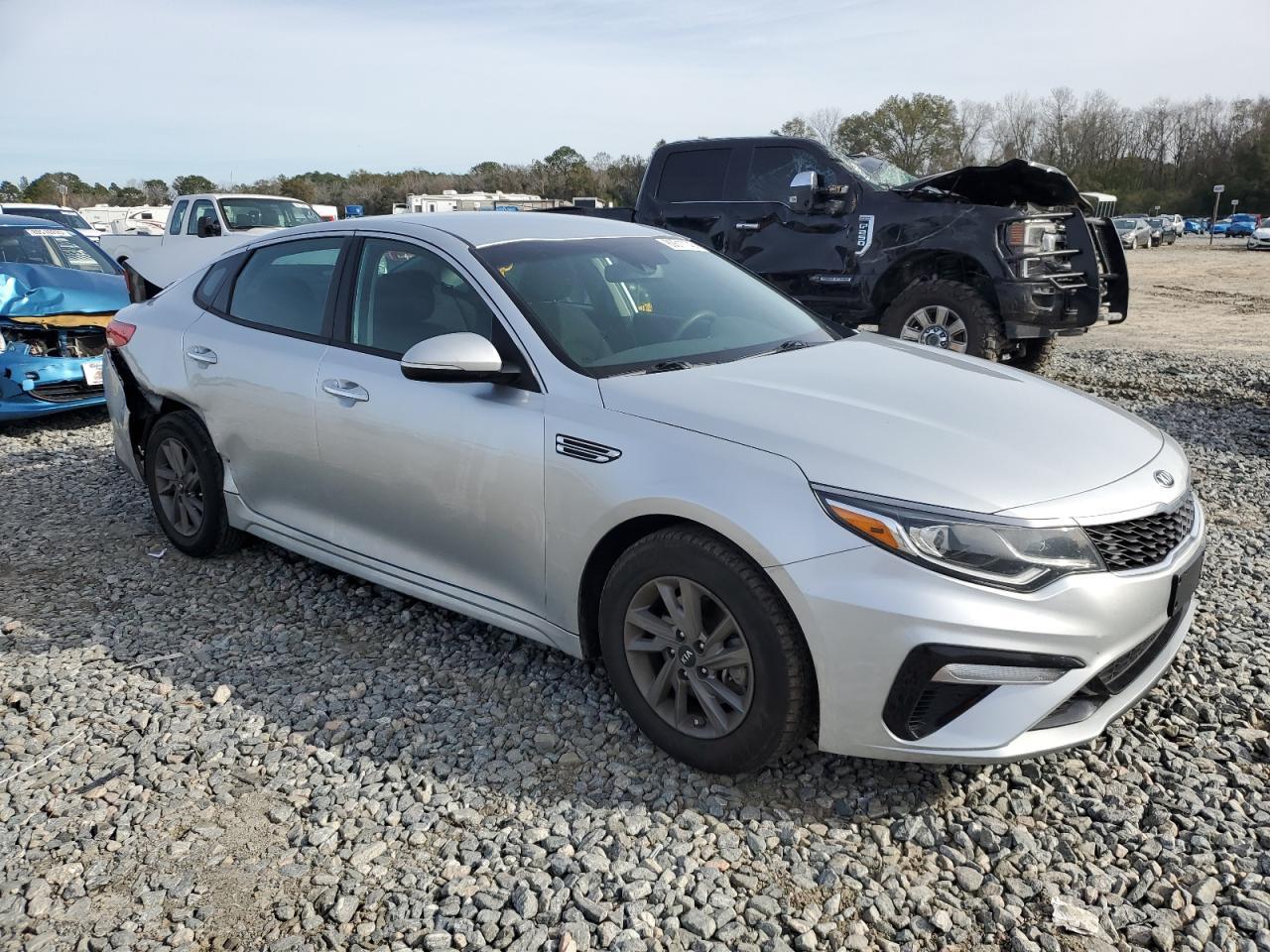 2020 KIA OPTIMA LX - Image 4