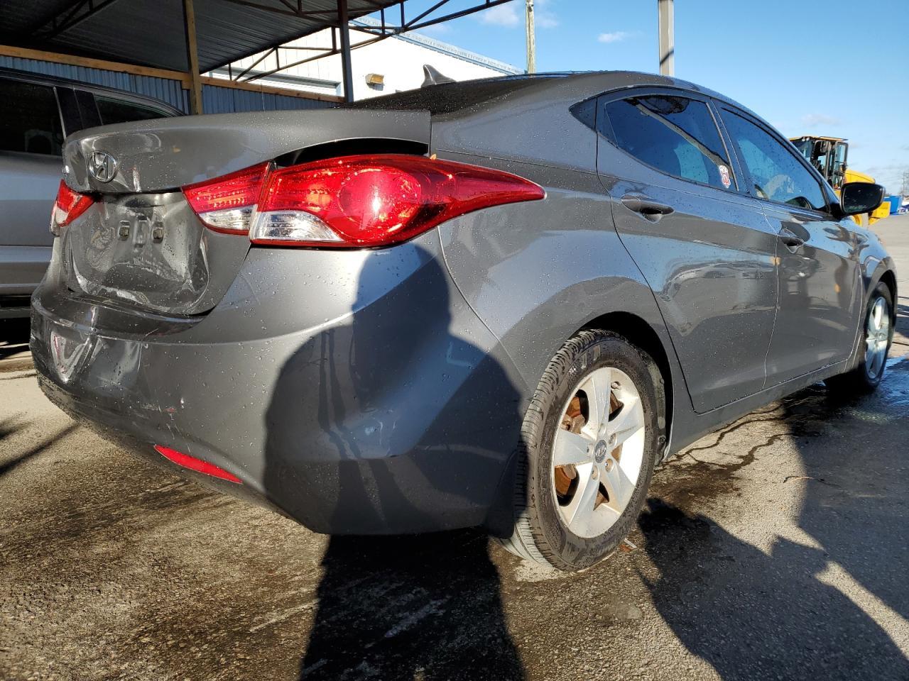 2013 HYUNDAI ELANTRA GL - Image 3