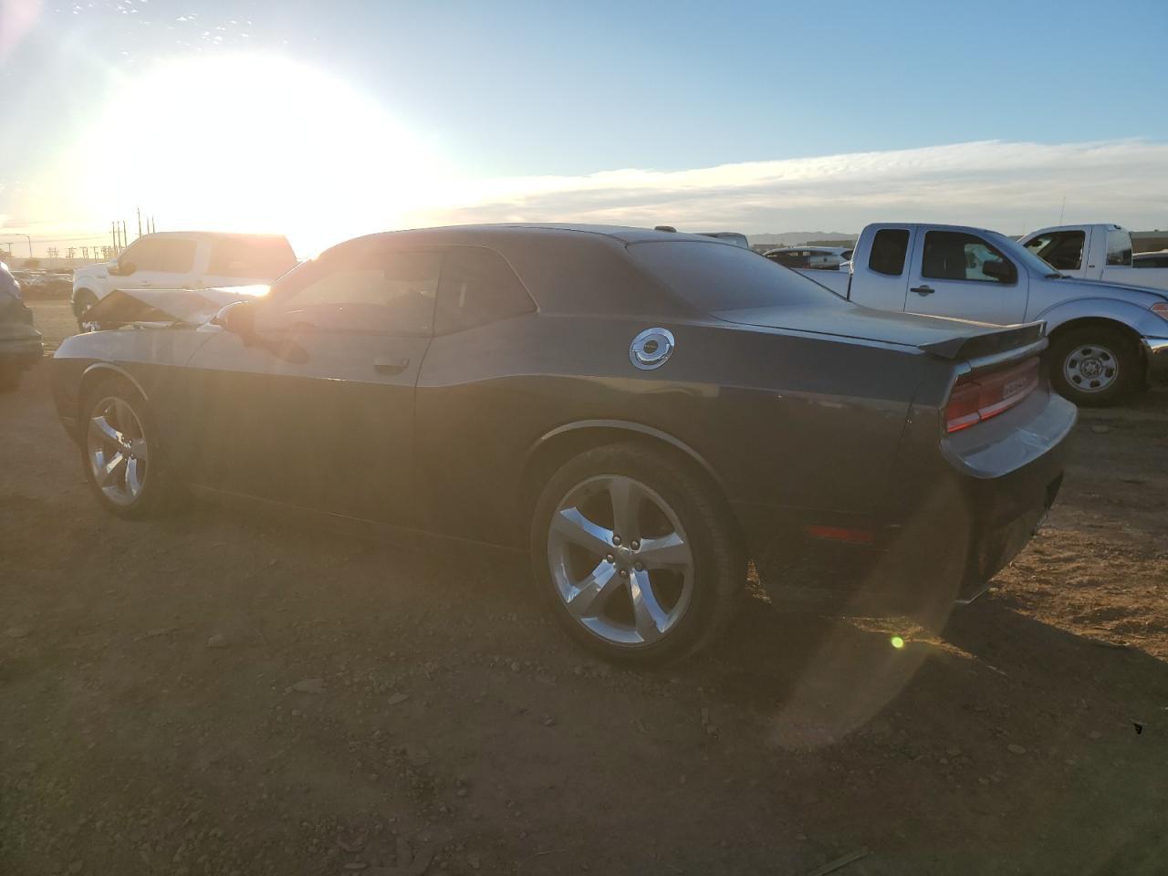 2013 DODGE CHALLENGER - Image 2