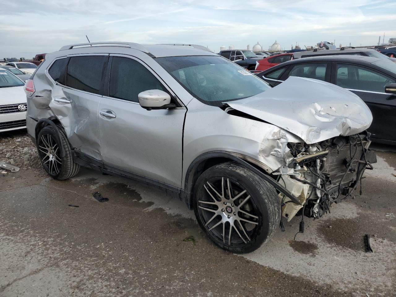 2015 NISSAN ROGUE S - Фото 4