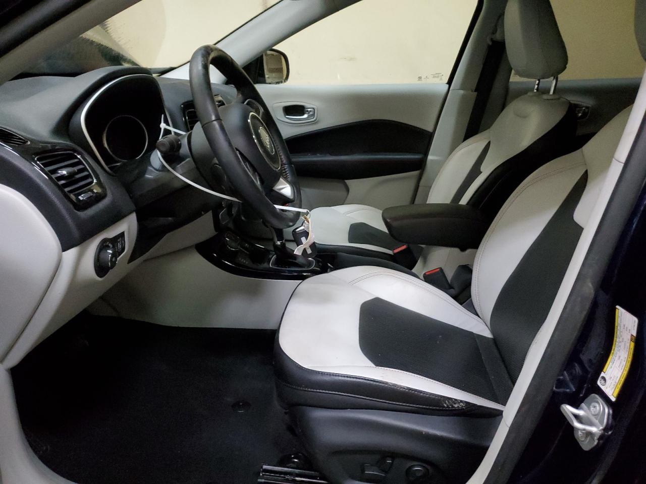 2020 JEEP COMPASS LI - Image 7