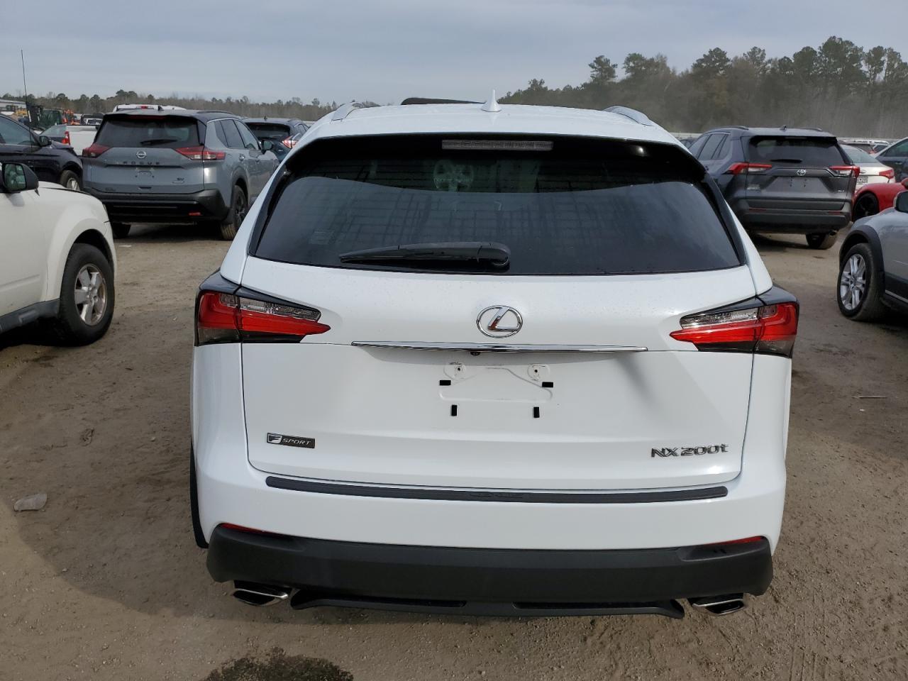 2017 LEXUS NX 200T BA - Фото 6