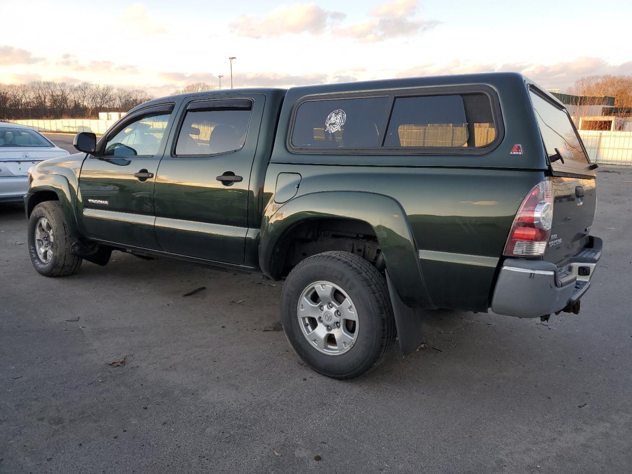 2013 TOYOTA TACOMA DOU - Image 2