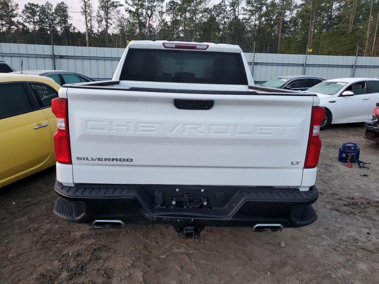 2021 CHEVROLET SILVERADO - Фото 6
