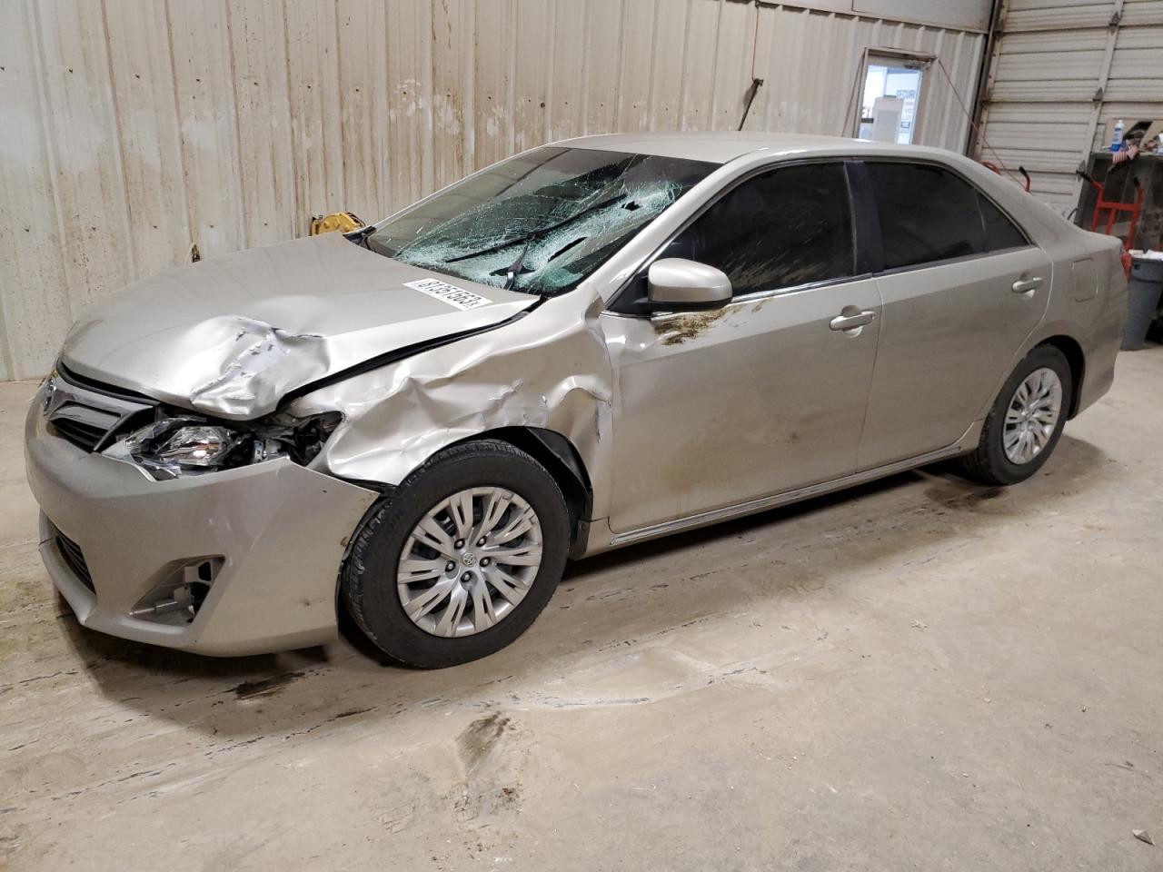 2013 TOYOTA CAMRY L