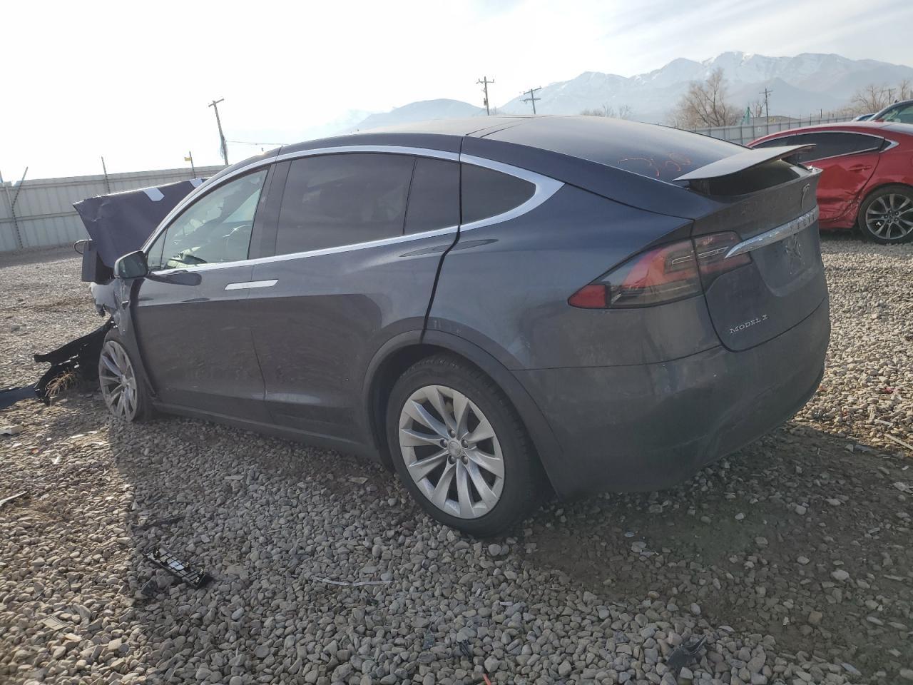 2018 TESLA MODEL X - Фото 2