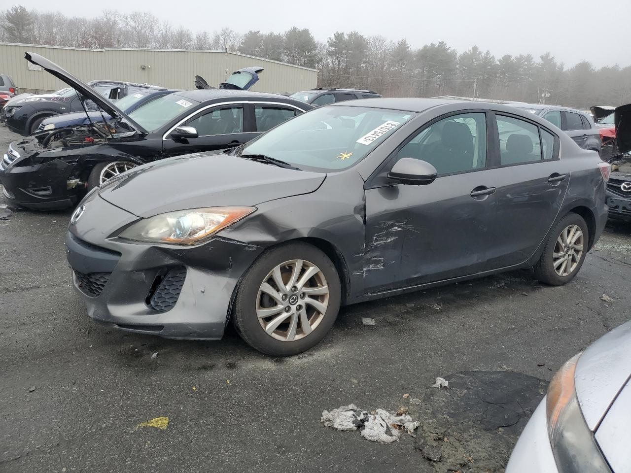2013 MAZDA 3 I