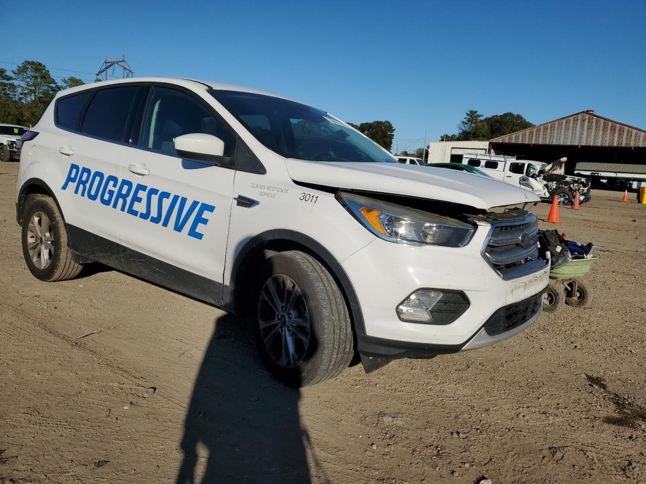 2017 FORD ESCAPE SE - Image 4