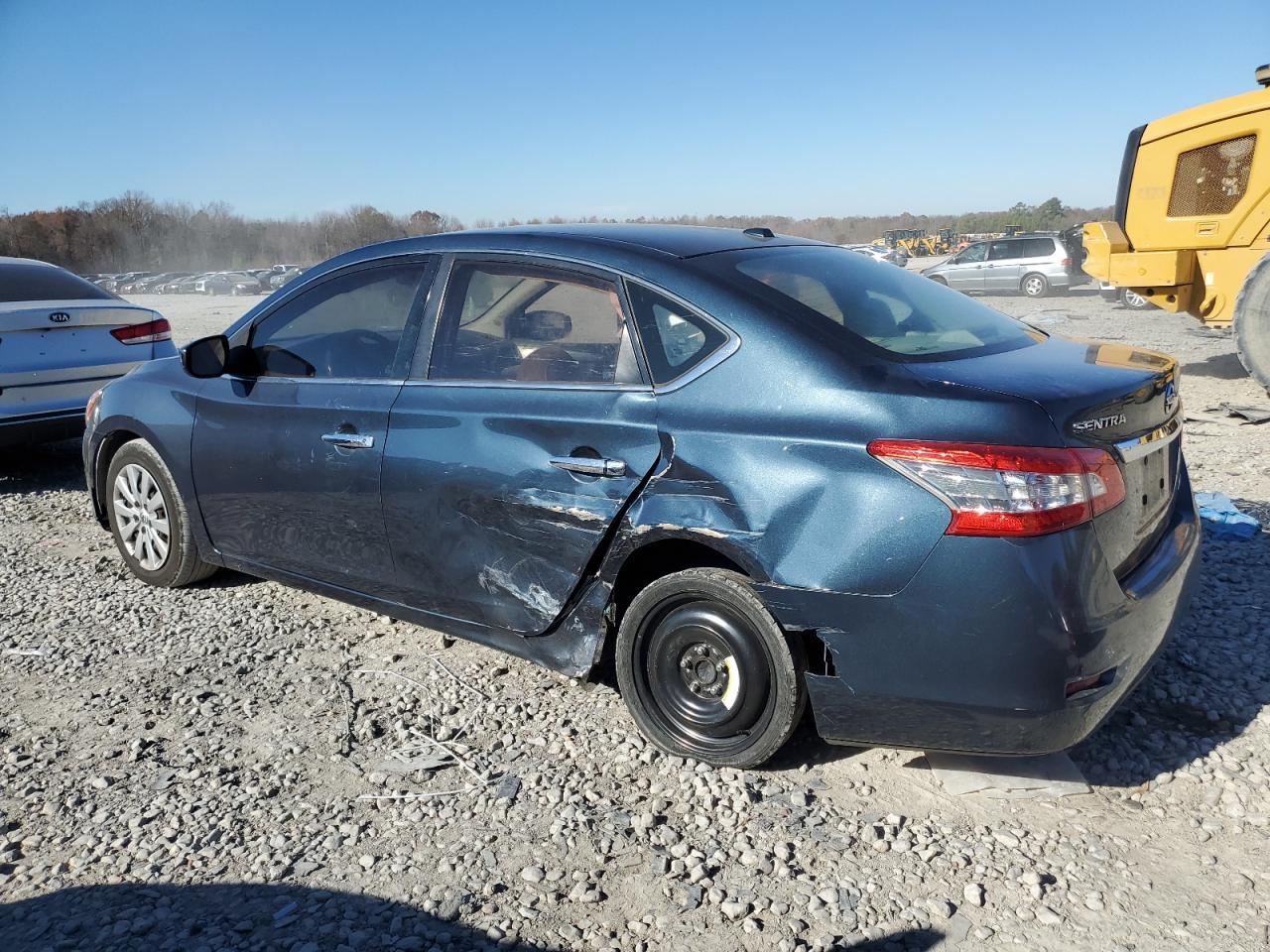 2013 NISSAN SENTRA S - Фото 2