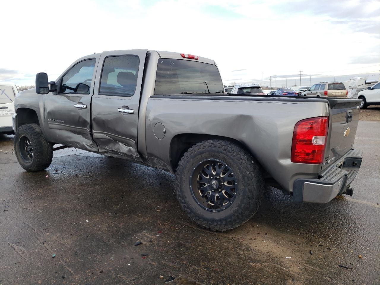2012 CHEVROLET SILVERADO - Image 2