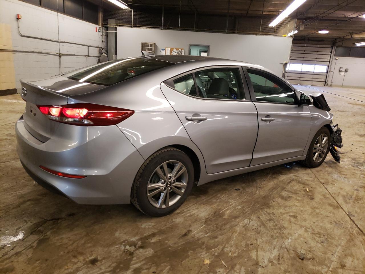 2017 HYUNDAI ELANTRA SE - Фото 3