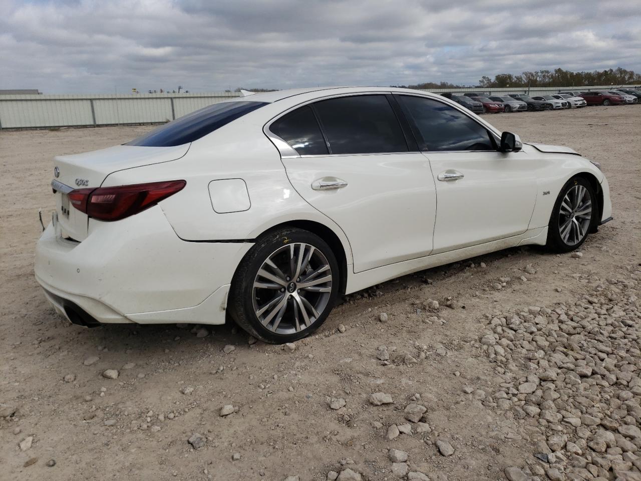 2019 INFINITI Q50 LUXE - Image 3
